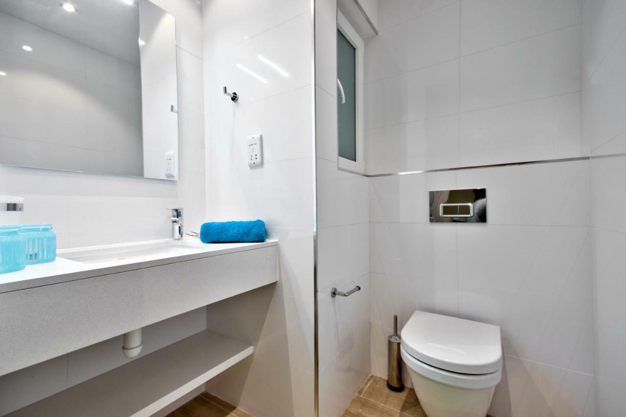 Spinola Park - The One Bedroom Loft San Ġiljan Kültér fotó