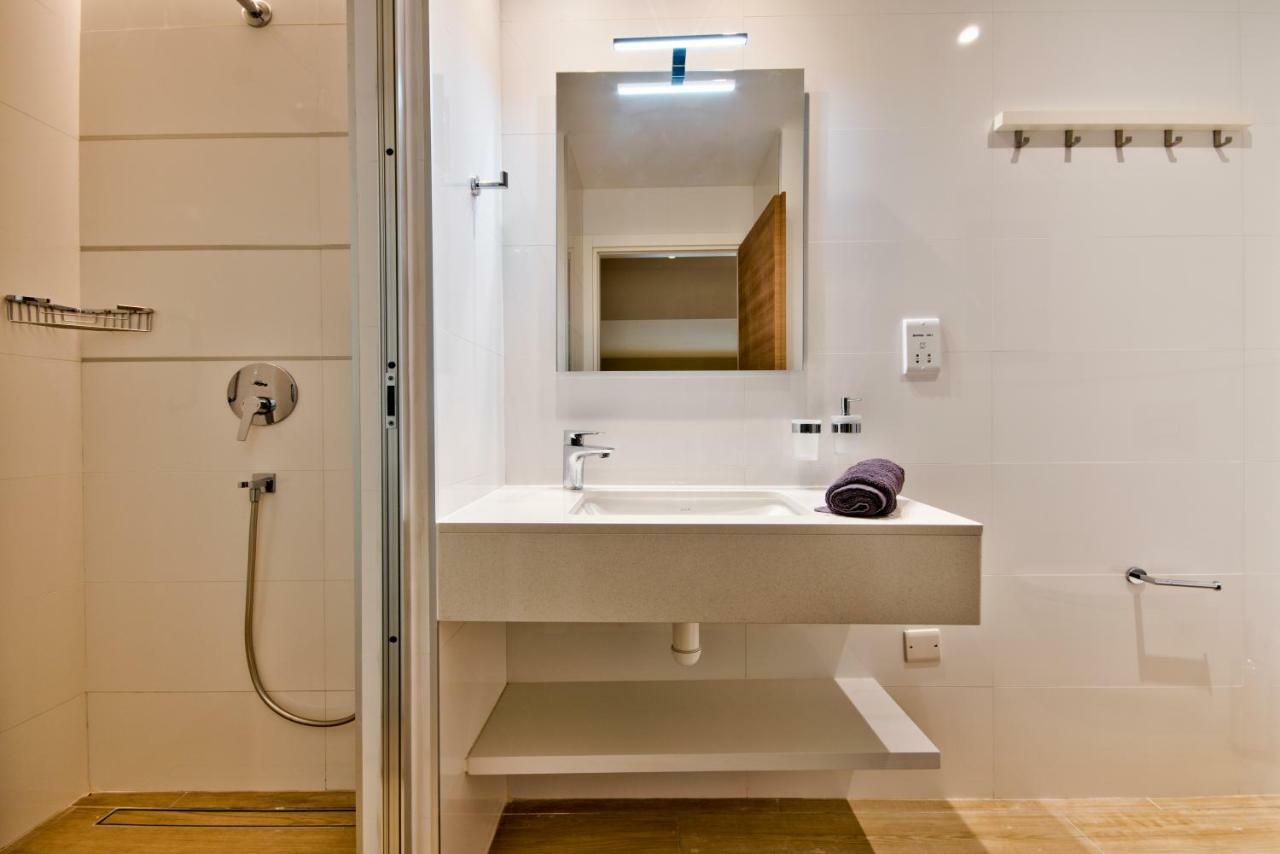 Spinola Park - The One Bedroom Loft San Ġiljan Kültér fotó