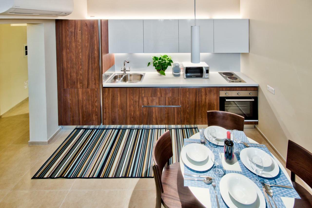 Spinola Park - The One Bedroom Loft San Ġiljan Kültér fotó
